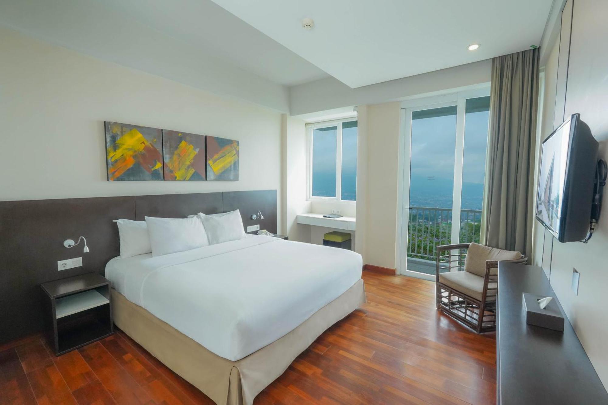 Amartahills Hotel And Resort Batu  Zimmer foto